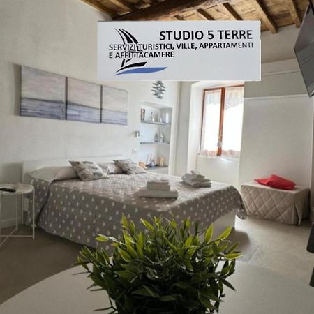 Casamare Apartment Riomaggiore Exterior photo